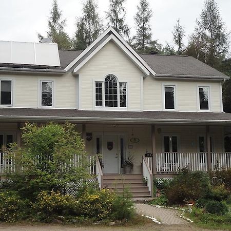 Gite Crystal Inn Mont-Tremblant Exterior photo